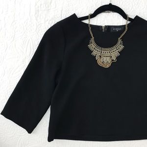 EVERLY cropped black fashion top size small